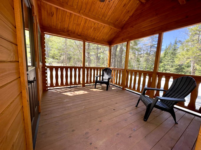 Cabins (United States of America, Steuben, Maine)