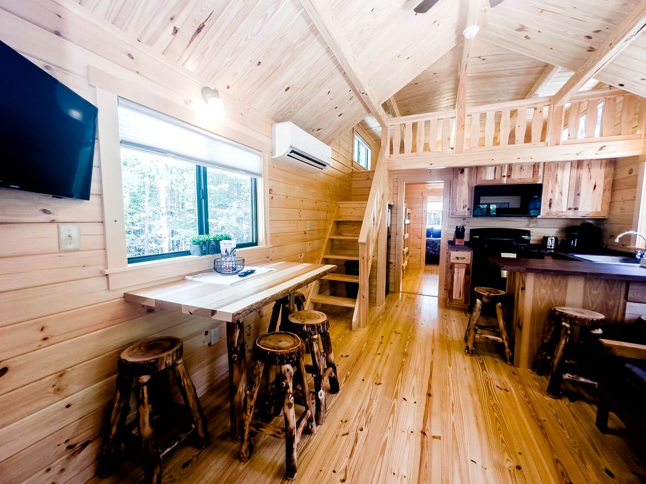 Charming Rustic Cabin with Barbecue and Fire Pit in Steuben, Maine