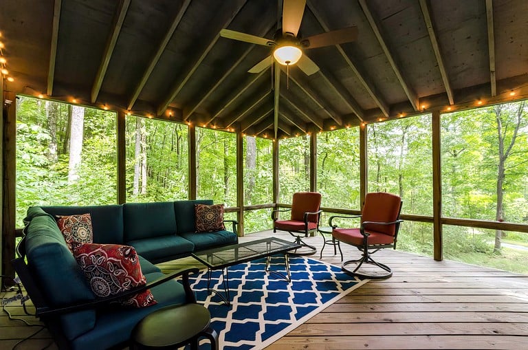 Cabins (United States of America, Berkeley Springs , West Virginia)