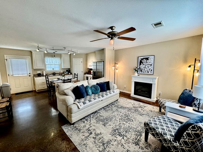 Cottages (United States of America, Bentonville, Arkansas)