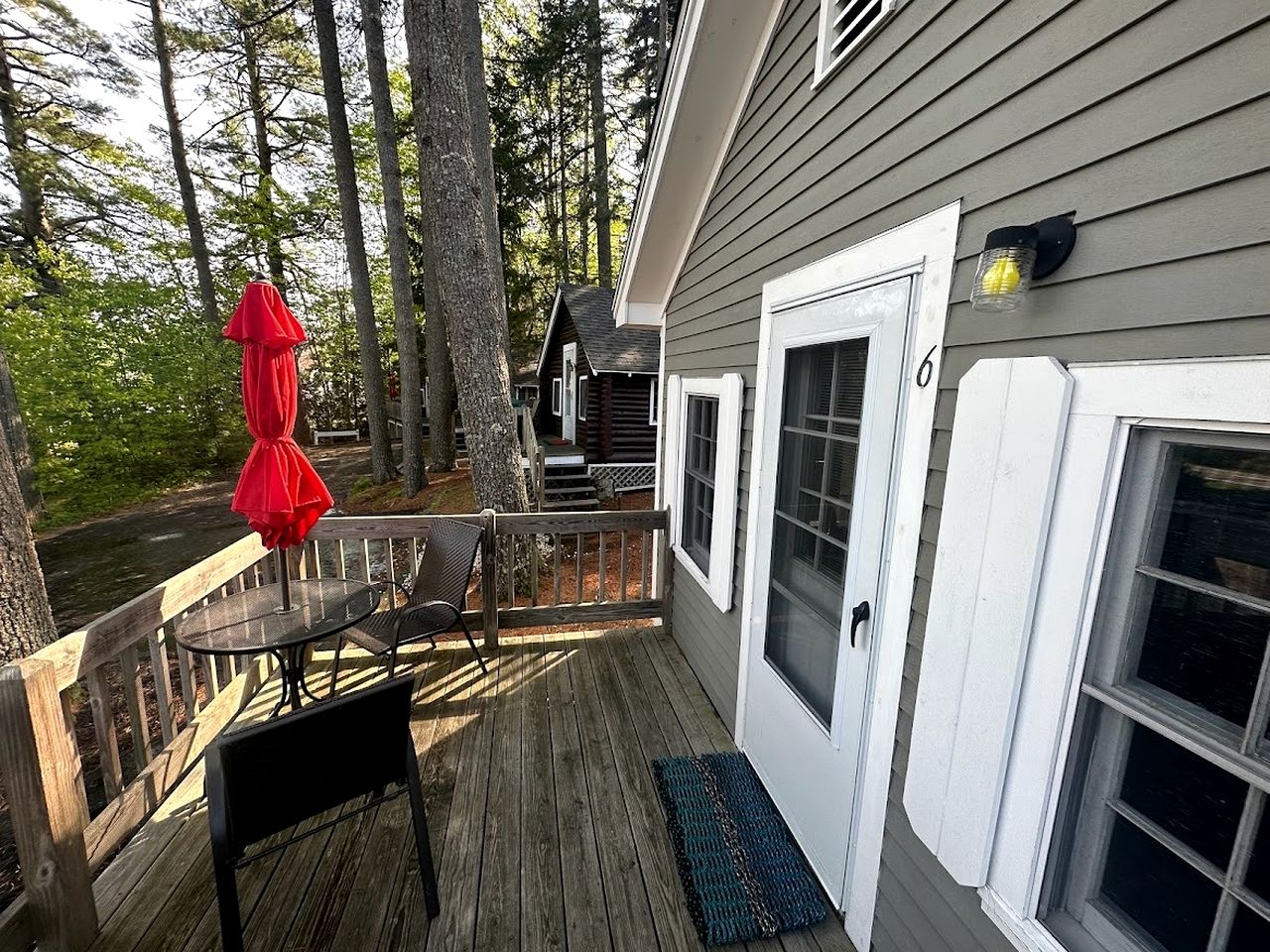 Cozy Cottage with Private Deck near West Penobscot Bay, Maine