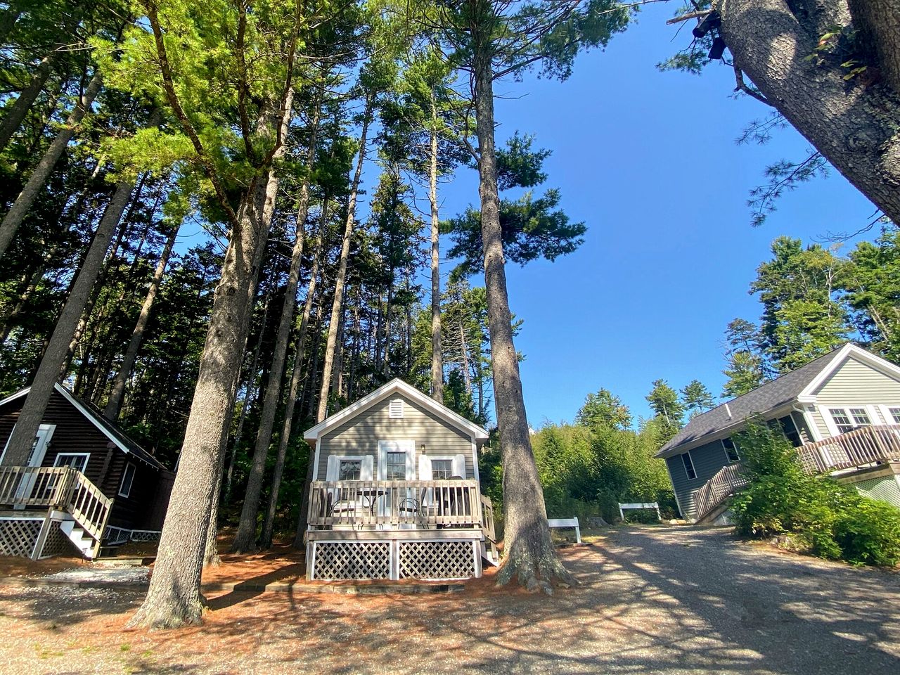 Cozy Cottage with Private Deck near West Penobscot Bay, Maine