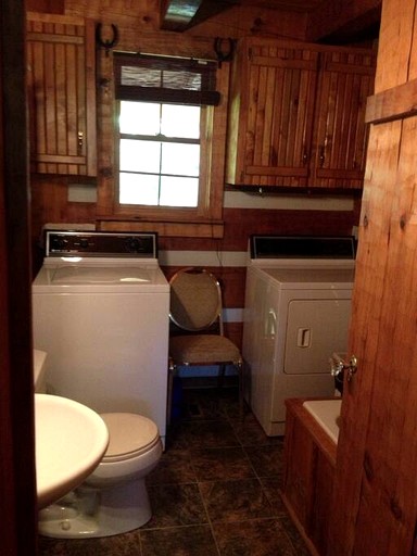 Cabins (United States of America, Kodak, Tennessee)