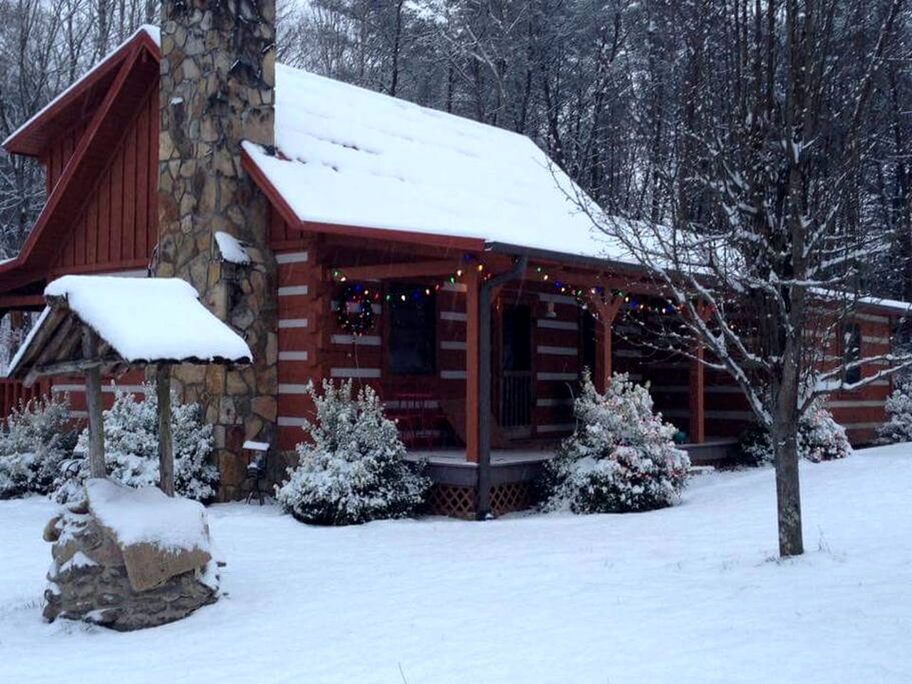 Tranquil Cabin with Hot Tub & Creek Views Near Bass Pro, Kodak Tennessee