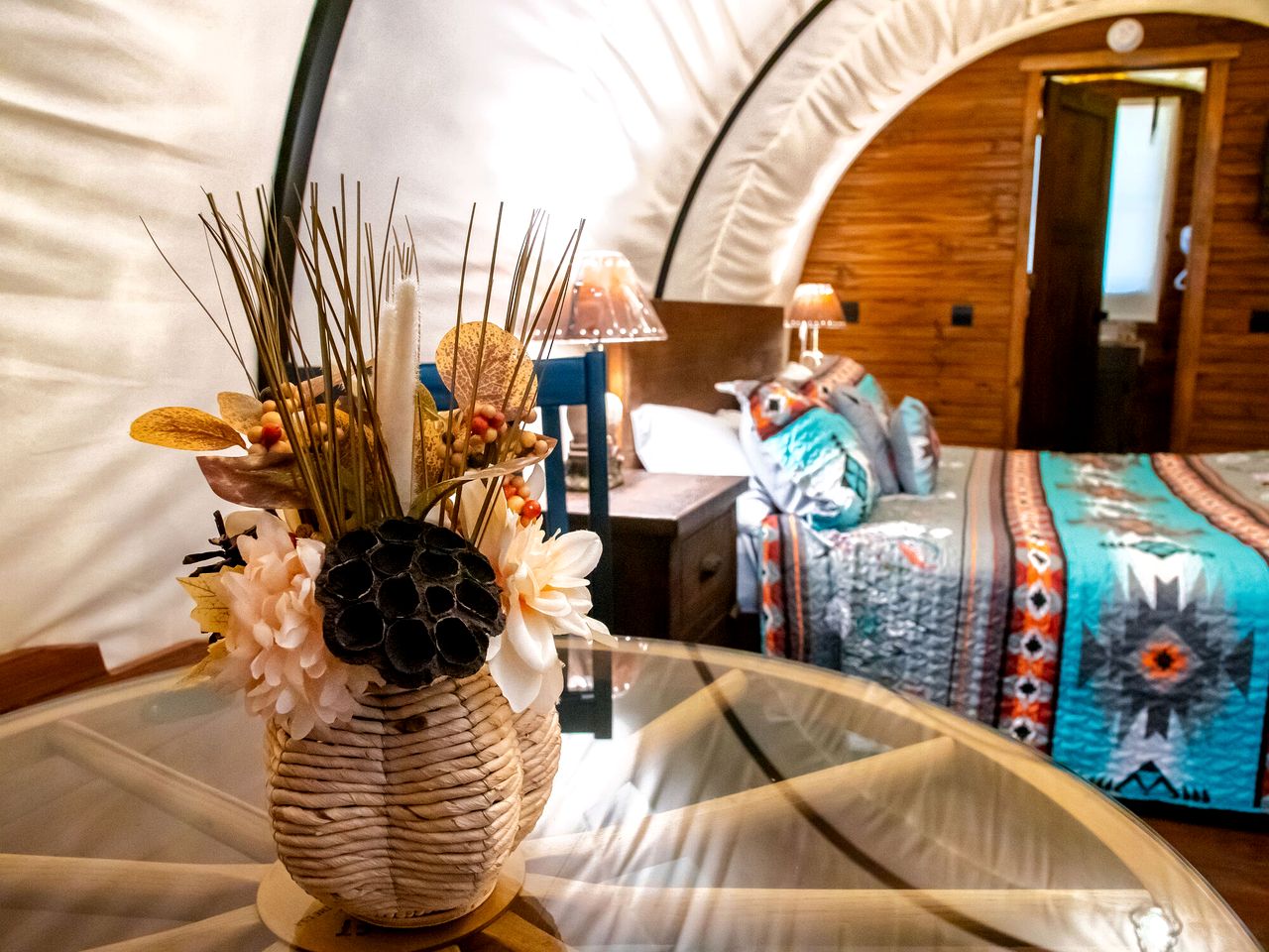 Cozy Covered Wagon for a Unique Glamping Experience in Beaumont, Kansas