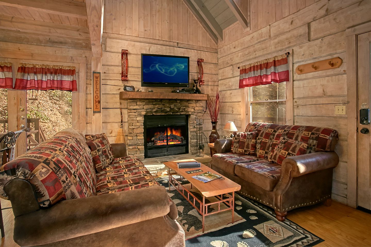 Cozy Tennessee Cabin Rental in Gatlinburg for a Family Getaway