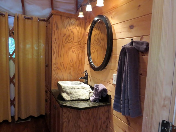 Yurts (United States of America, Bryson City, North Carolina)