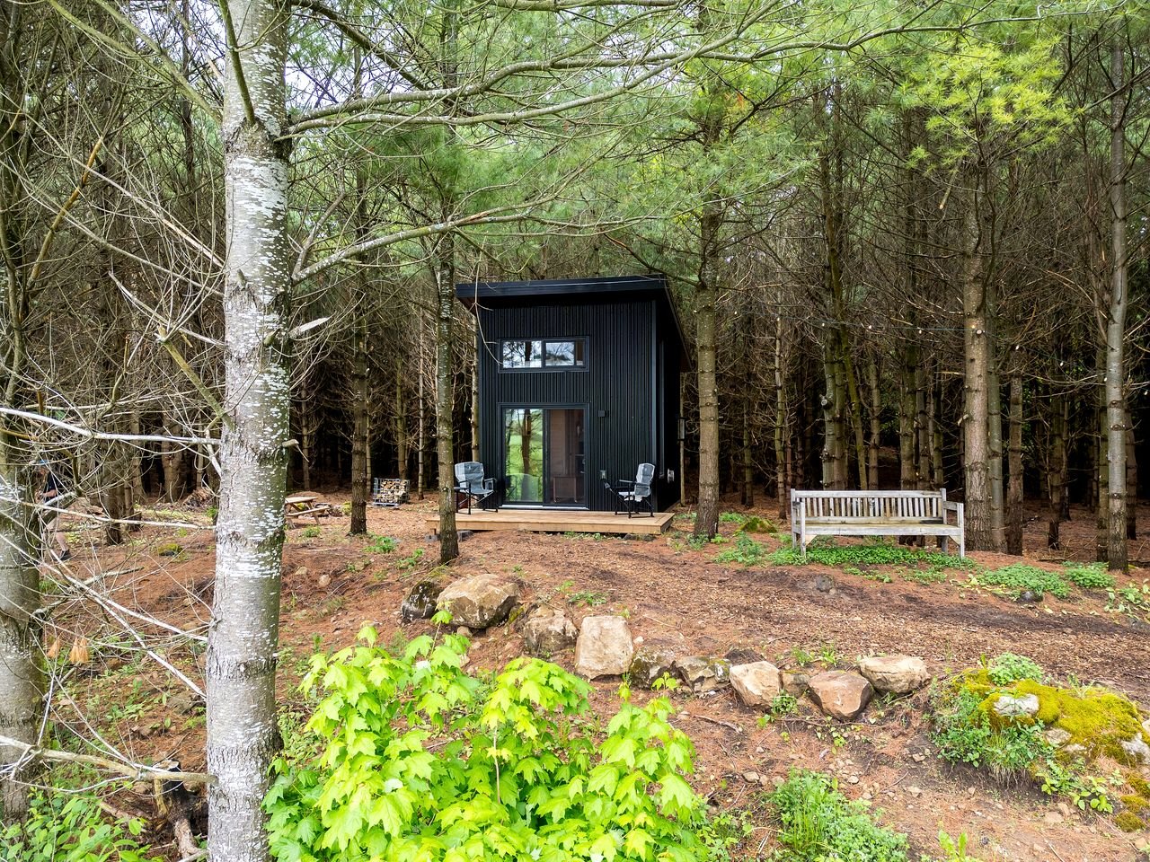 Cozy Getaways in Canada, in this Charming Tiny House with Fire Pit in Ontario