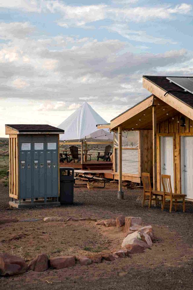 Cedar Glamping Pod