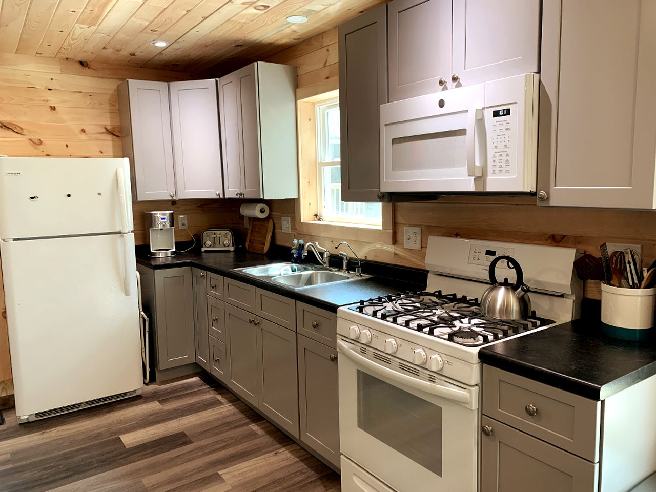 Amazing Lakefront Cottage with Fire Pit in Orland, Maine