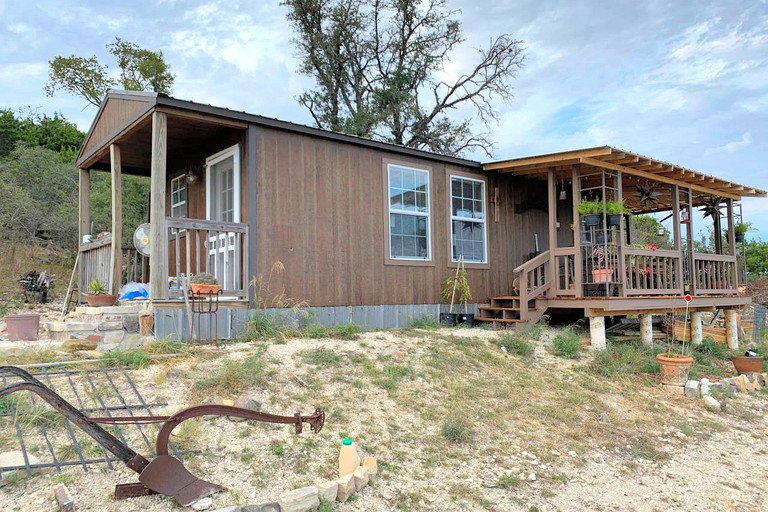 Cabins (Kerrville, Texas, United States)