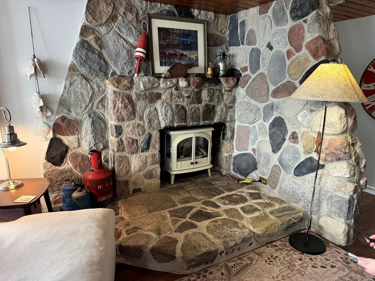 Cozy Lakefront Cabin with Pontoon and Paddleboards Near Fremont, Indiana