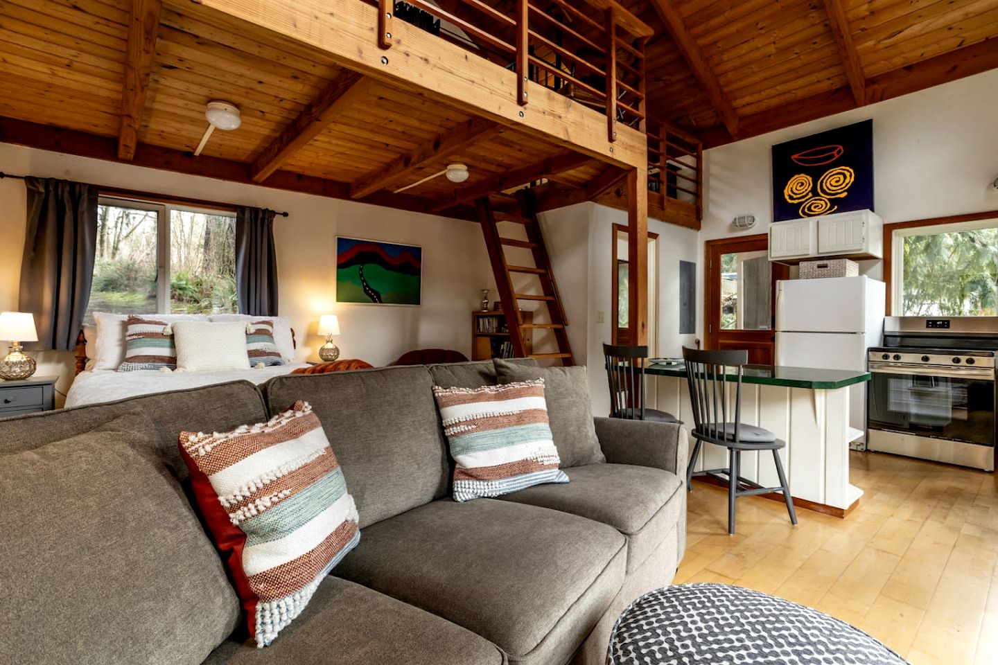 Tranquil Waterfront Cabin on Cain Lake for a Cozy Glamping Getaway in Sedro-Woolley, WA