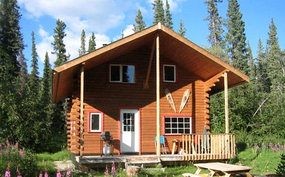 Cozy Lakeside Log Cabin in the Forests of Yukon, Canada photo 5