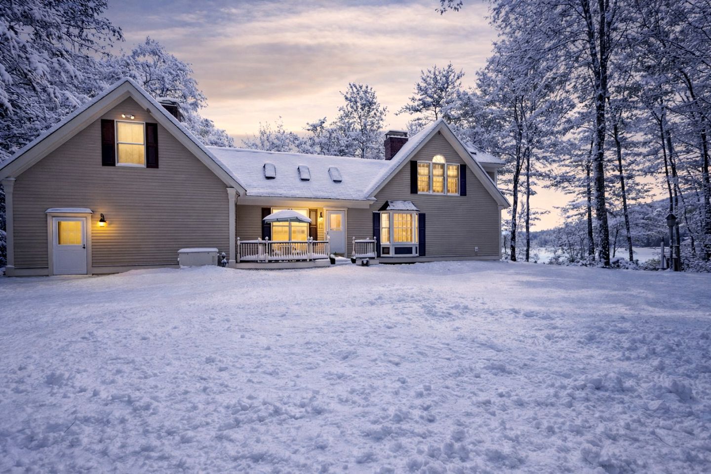 Cabins (United States of America, Brownfield, Maine)