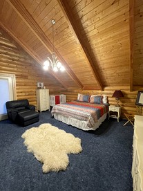 Cozy Log Cabin Close to Yellowstone National Park, Idaho photo 5