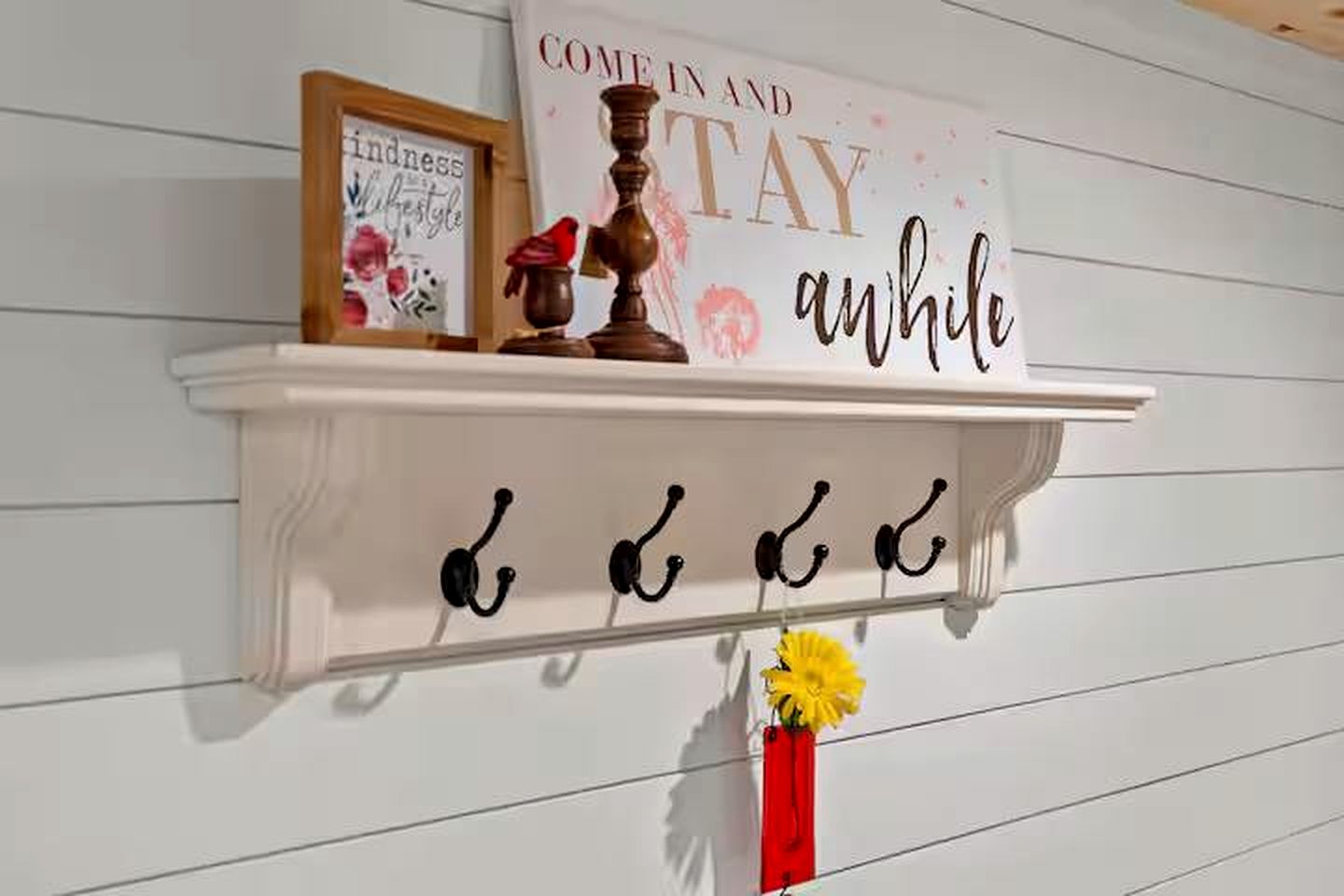 Charming Modern Cabin with Fire Pit & Mountain Views near Shenandoah National Park, Luray VA