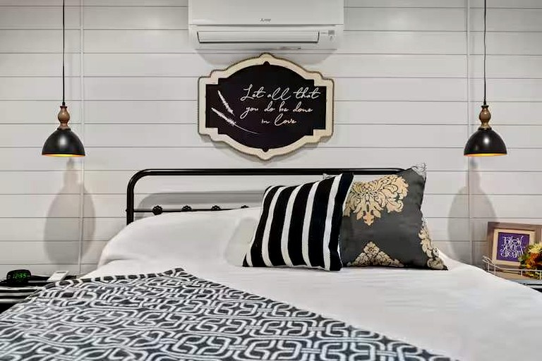 Cabins (United States of America, Luray, Virginia)