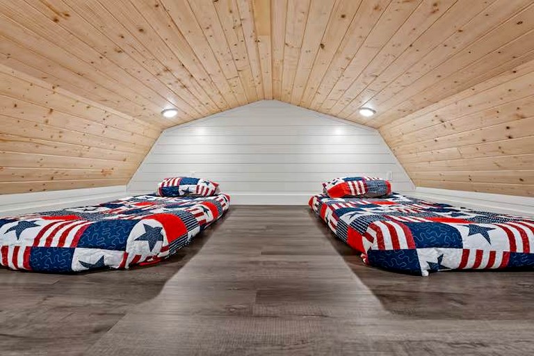 Cabins (United States of America, Luray, Virginia)