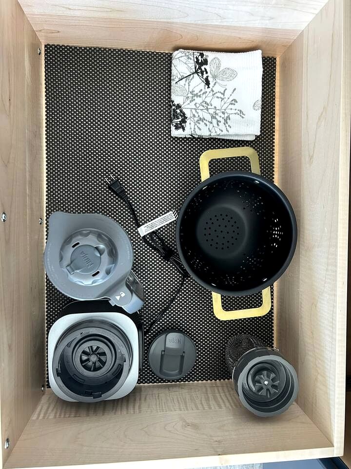 Cozy and Modern Tree House in Harpswell, Maine, near the Cliff Trail