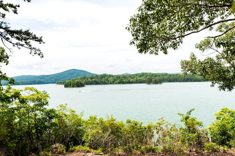 Cabins (Blairsville, Georgia, United States)