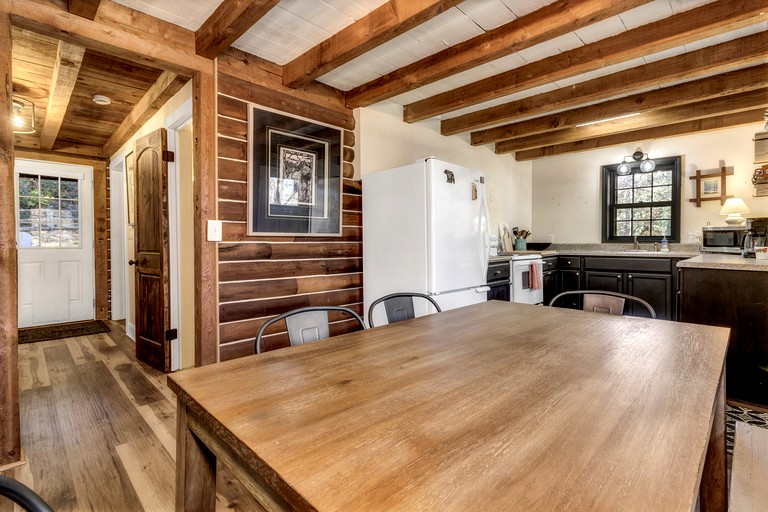 Cabins (United States of America, Black Mountain, North Carolina)