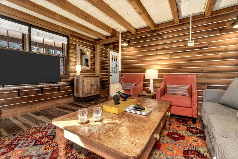 Cabins (United States of America, Black Mountain, North Carolina)