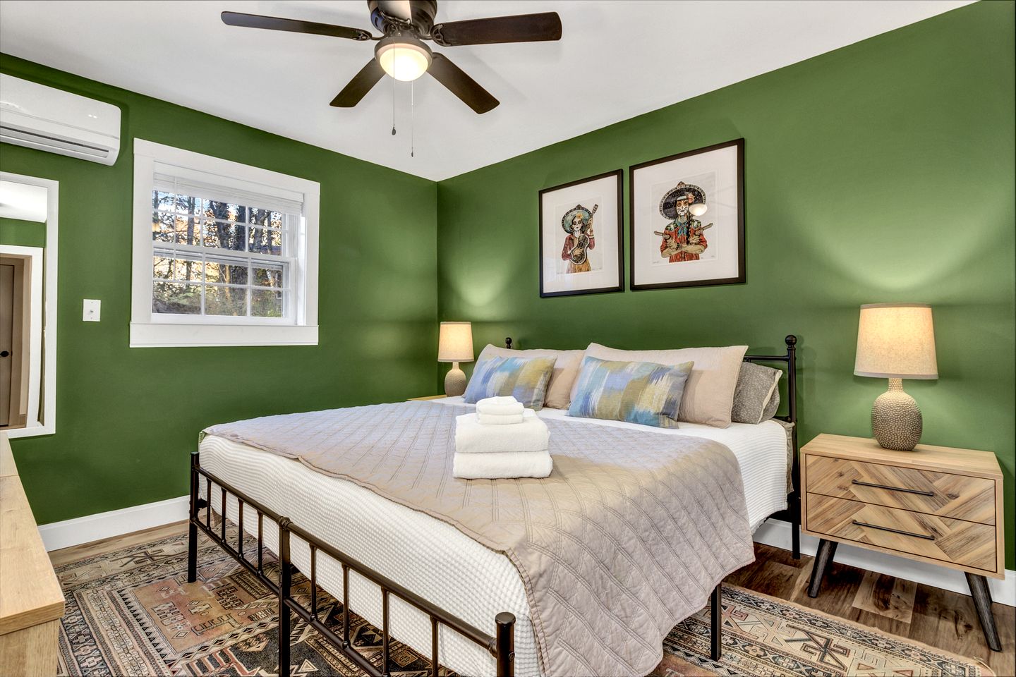 Cozy Mountain Cabin with Fire Pit and Forest Views near Downtown Black Mountain, NC