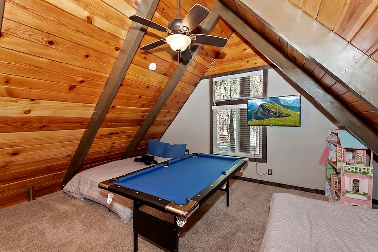 Cabins (United States of America, Big Bear, California)