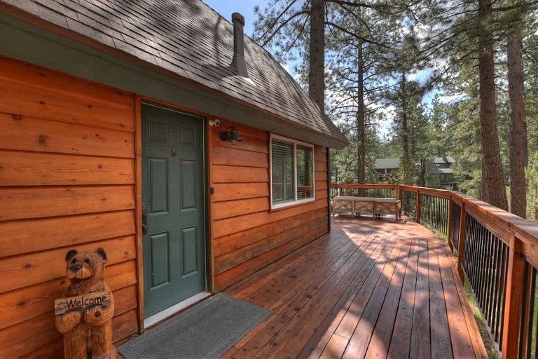 Cabins (United States of America, Big Bear, California)