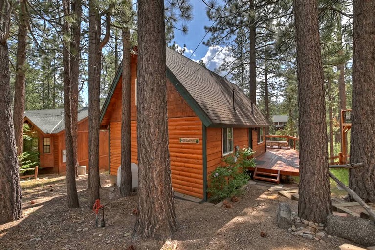 Cabins (United States of America, Big Bear, California)
