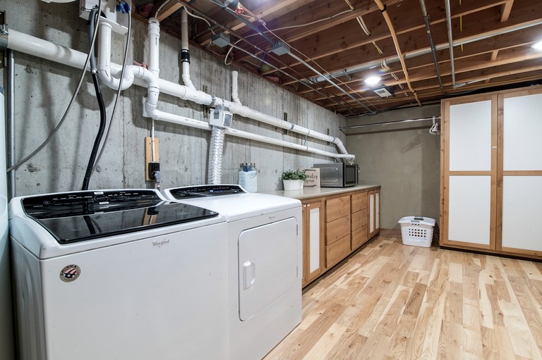 Cabins (United States of America, McAllister, Montana)