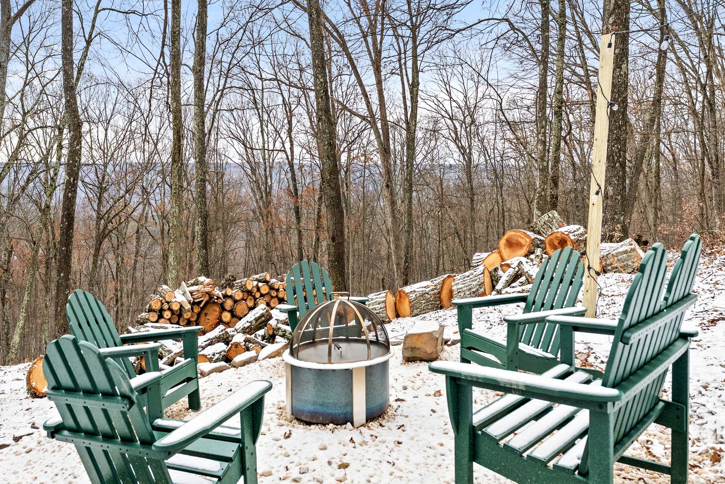 Charming Post-and-Beam Mountain Cabin with Hot Tub Near Berkeley Springs | Great Cacapon, WV