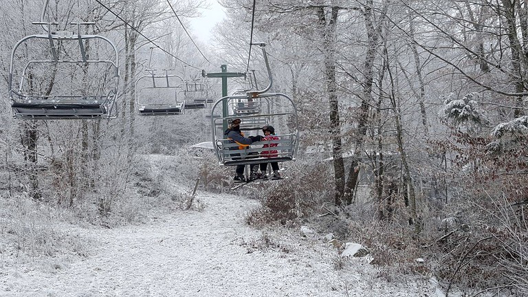 A-Frames (United States of America, Purlear, North Carolina)