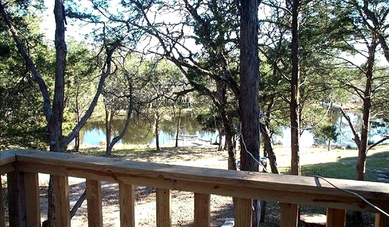 A-Frame Cabins (New Ulm, Texas, United States)