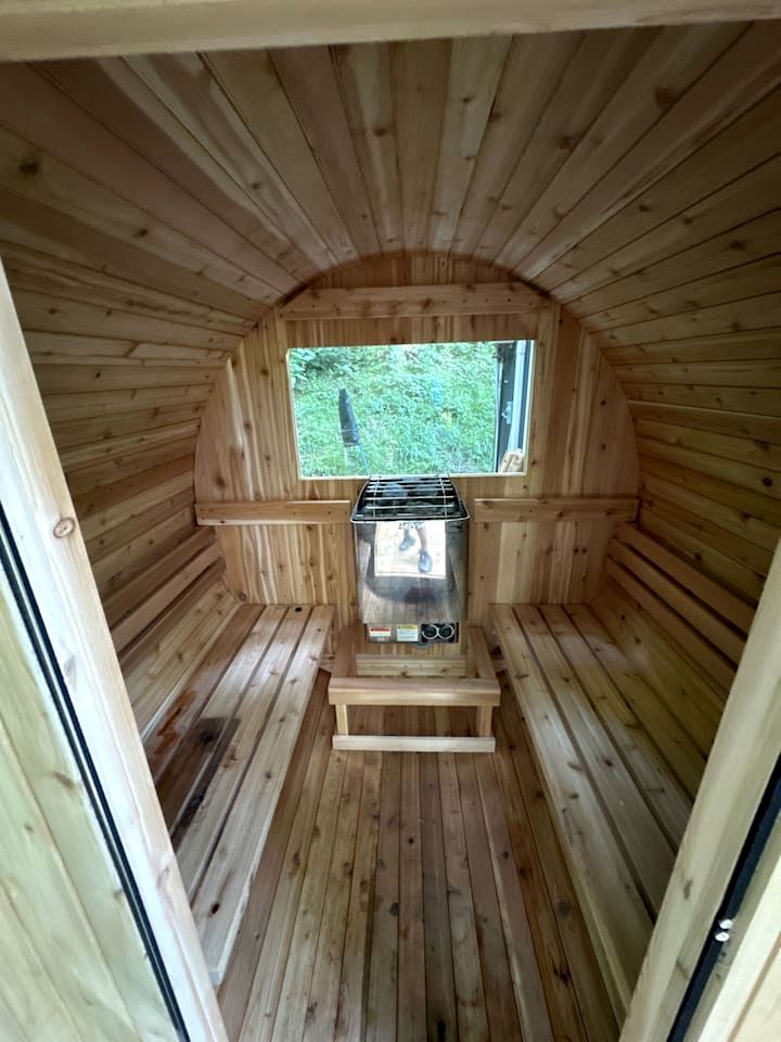Amazing Tiny House with Fire Pit, Fireplace and Sauna in Sylva, North Carolina