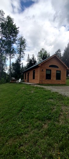 Cabins (United States of America, Hyde Park, Vermont)