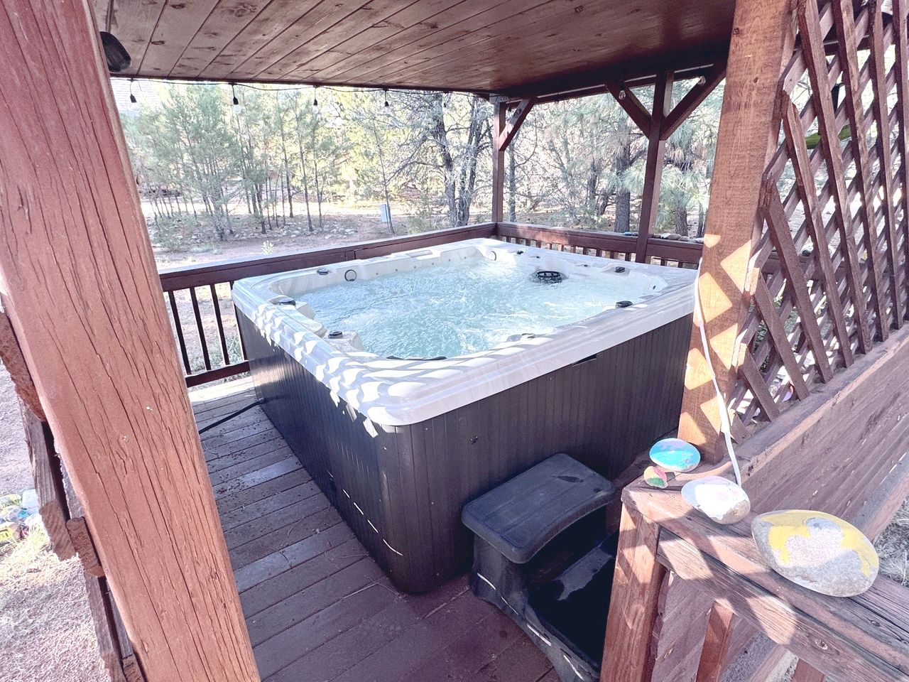 The Sunflower Cabin, Pet Friendly Near Heber-Overgaard, Arizona