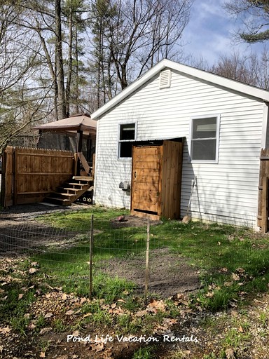 Cabins (United States of America, Croydon, New Hampshire)