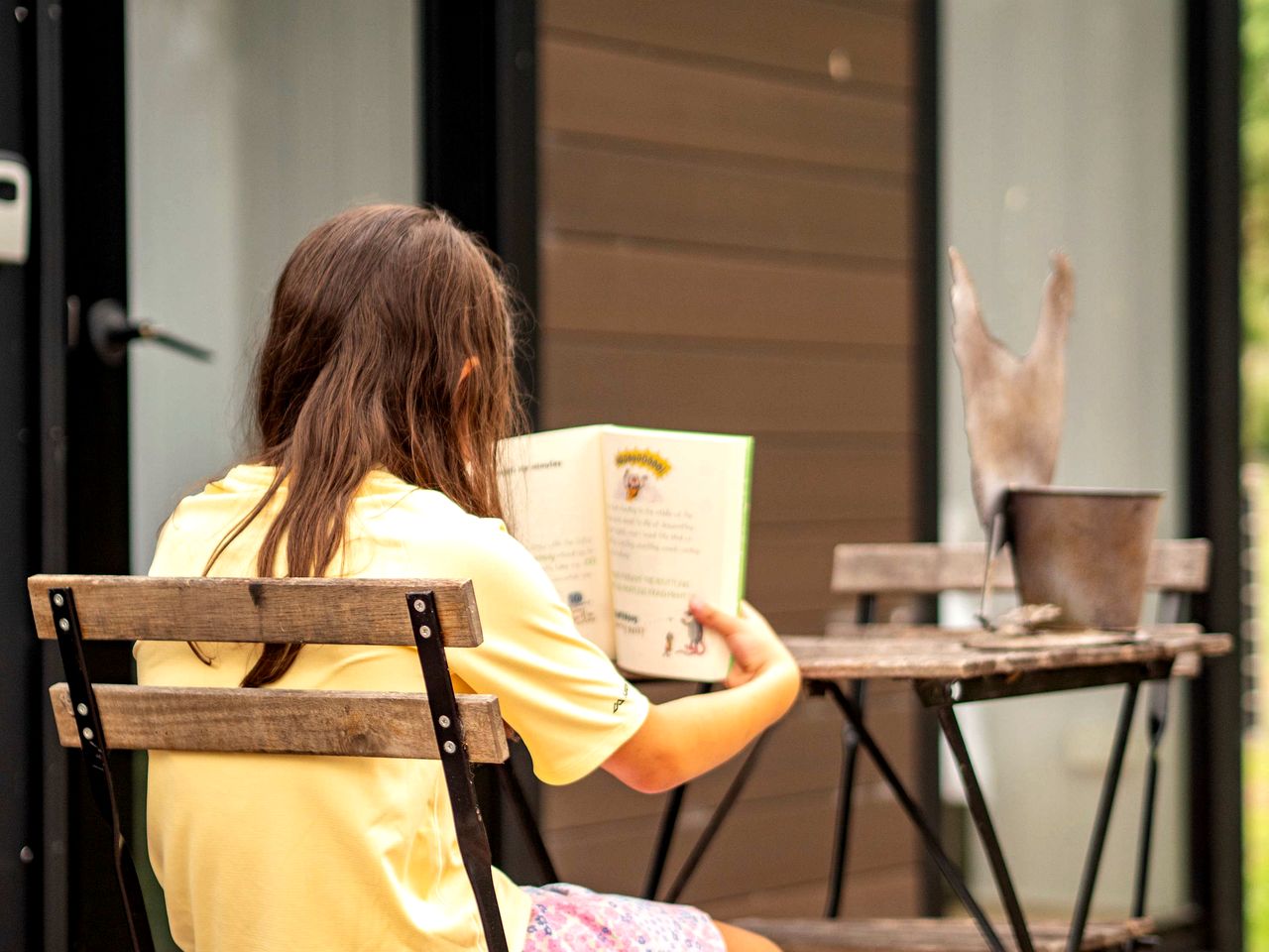 Cozy Pet-Friendly Tiny House with Barbecue and Firepit in Queensland, Australia