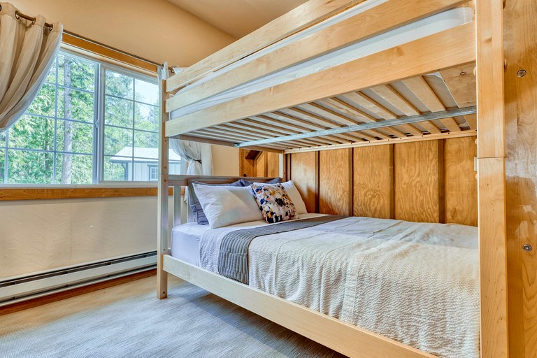 Cabins (United States of America, Anacortes, Washington)