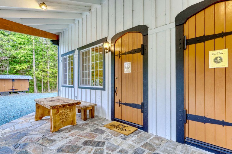 Cabins (United States of America, Anacortes, Washington)