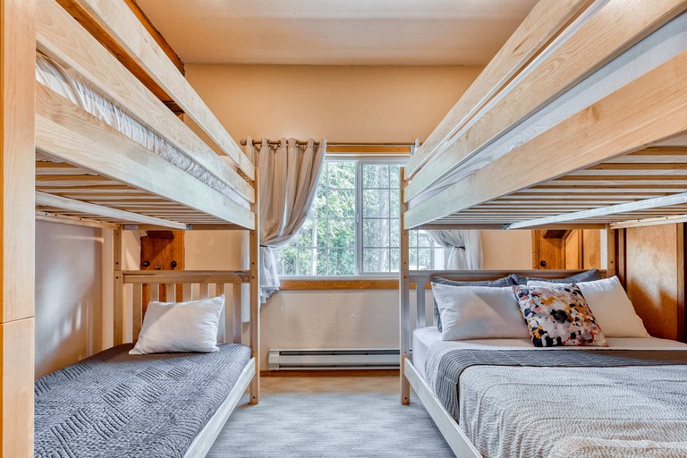 Cabins (United States of America, Anacortes, Washington)