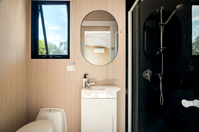 Tiny Houses (Australia, Lancefield, Victoria)