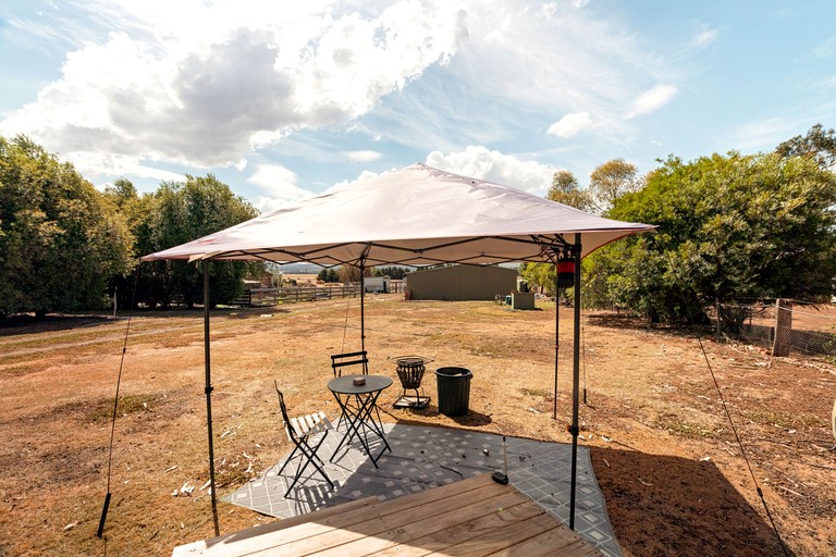 Tiny Houses (Australia, Lancefield, Victoria)