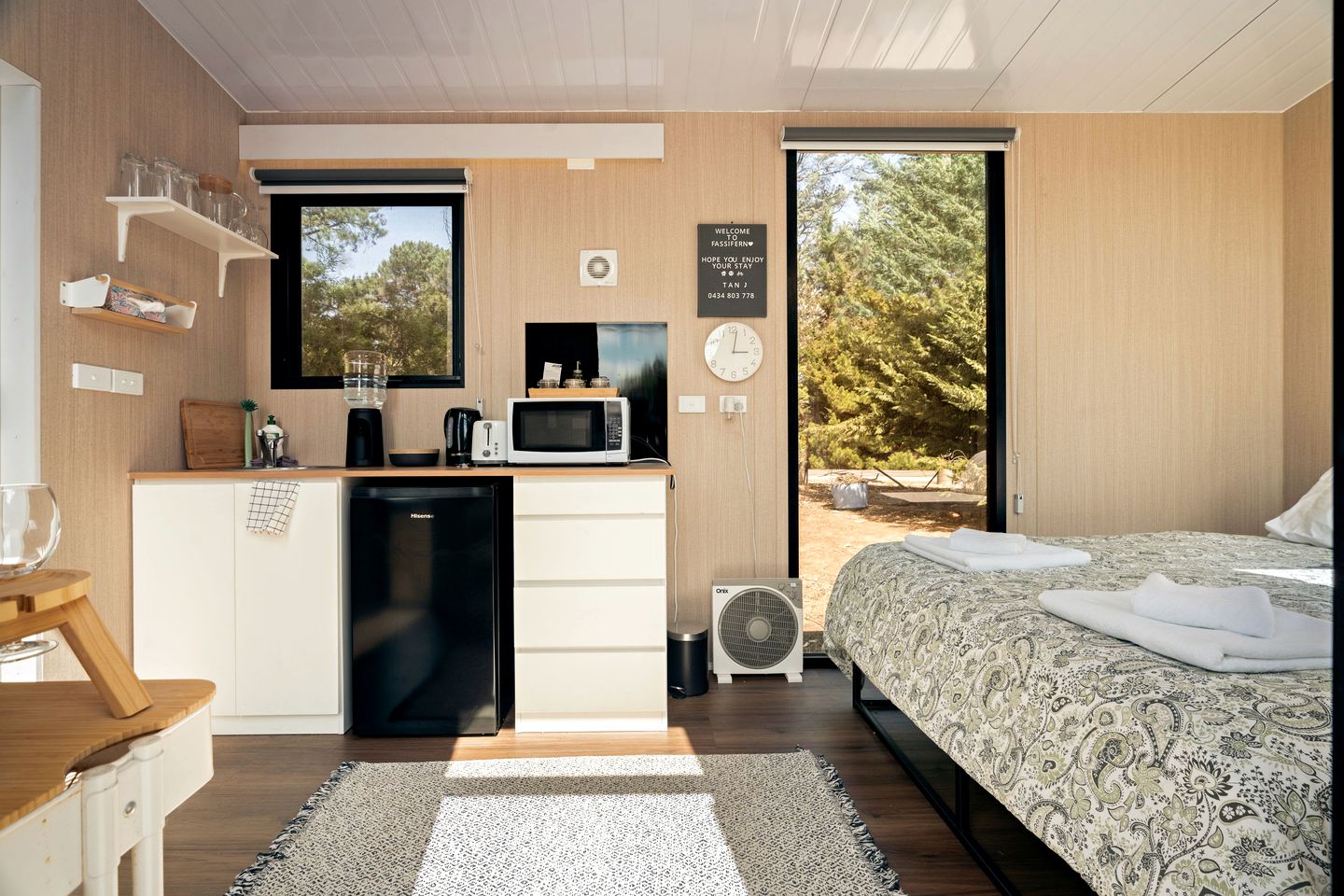 Cozy Relaxing Tiny House Ideal for Couples in Victoria