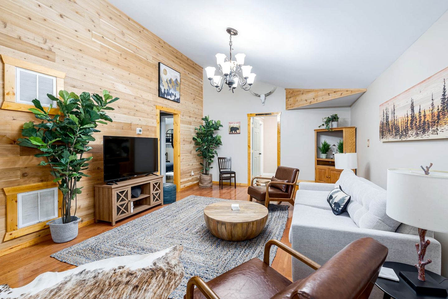 Cozy Rental near Berkeley Springs with Lake Access and Hot Tub