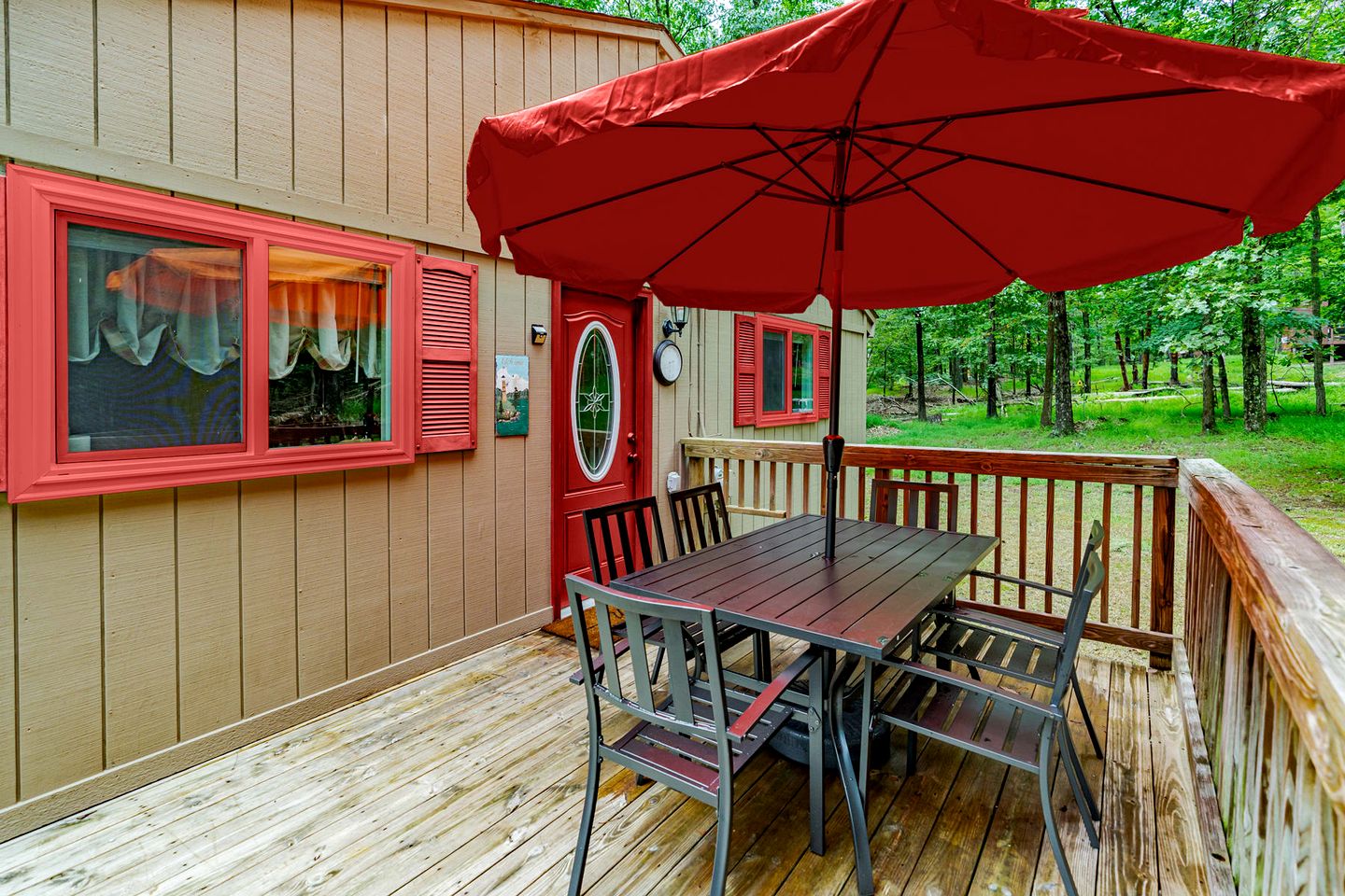 Cozy Rental near Berkeley Springs with Lake Access and Hot Tub