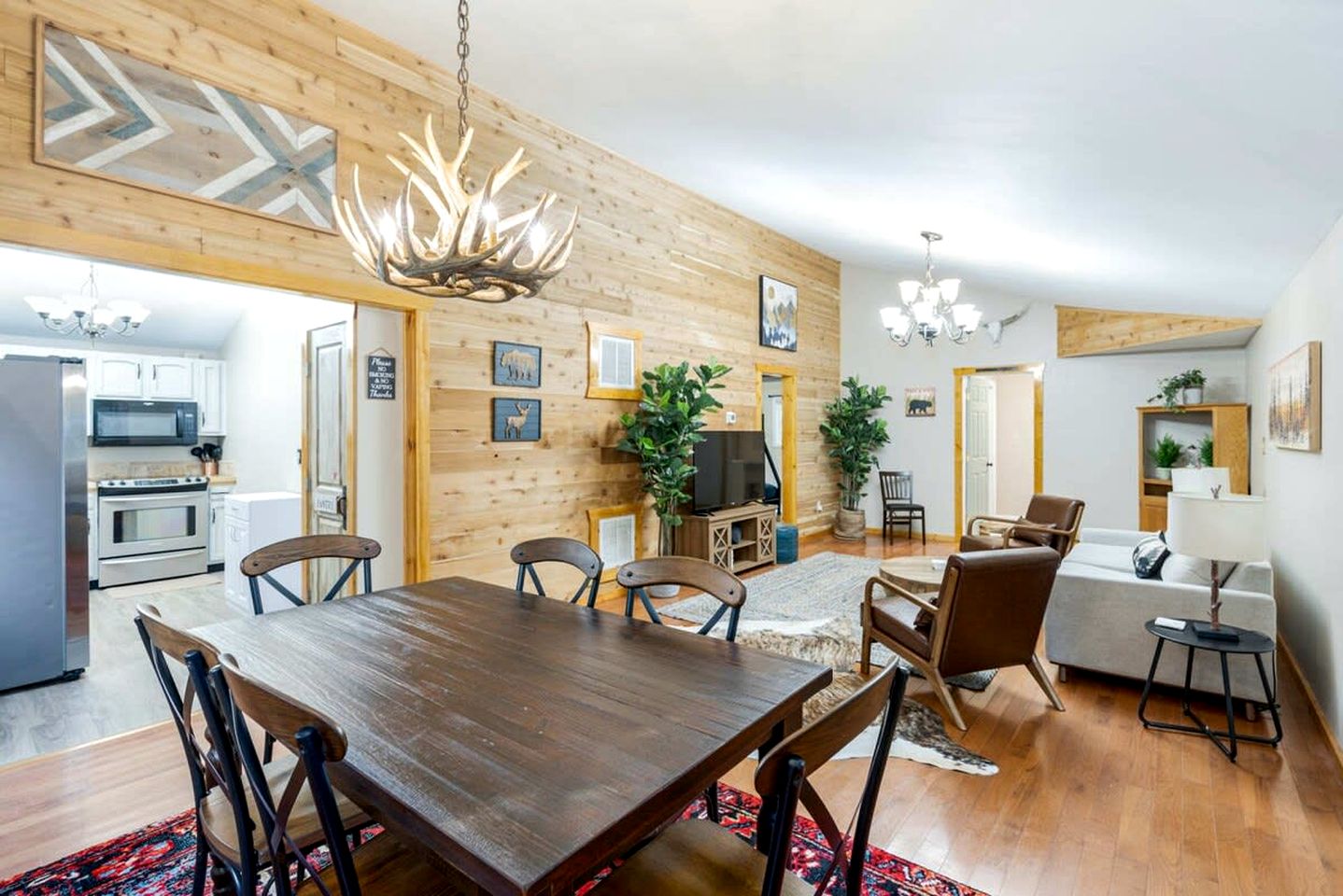 Cozy Rental near Berkeley Springs with Lake Access and Hot Tub