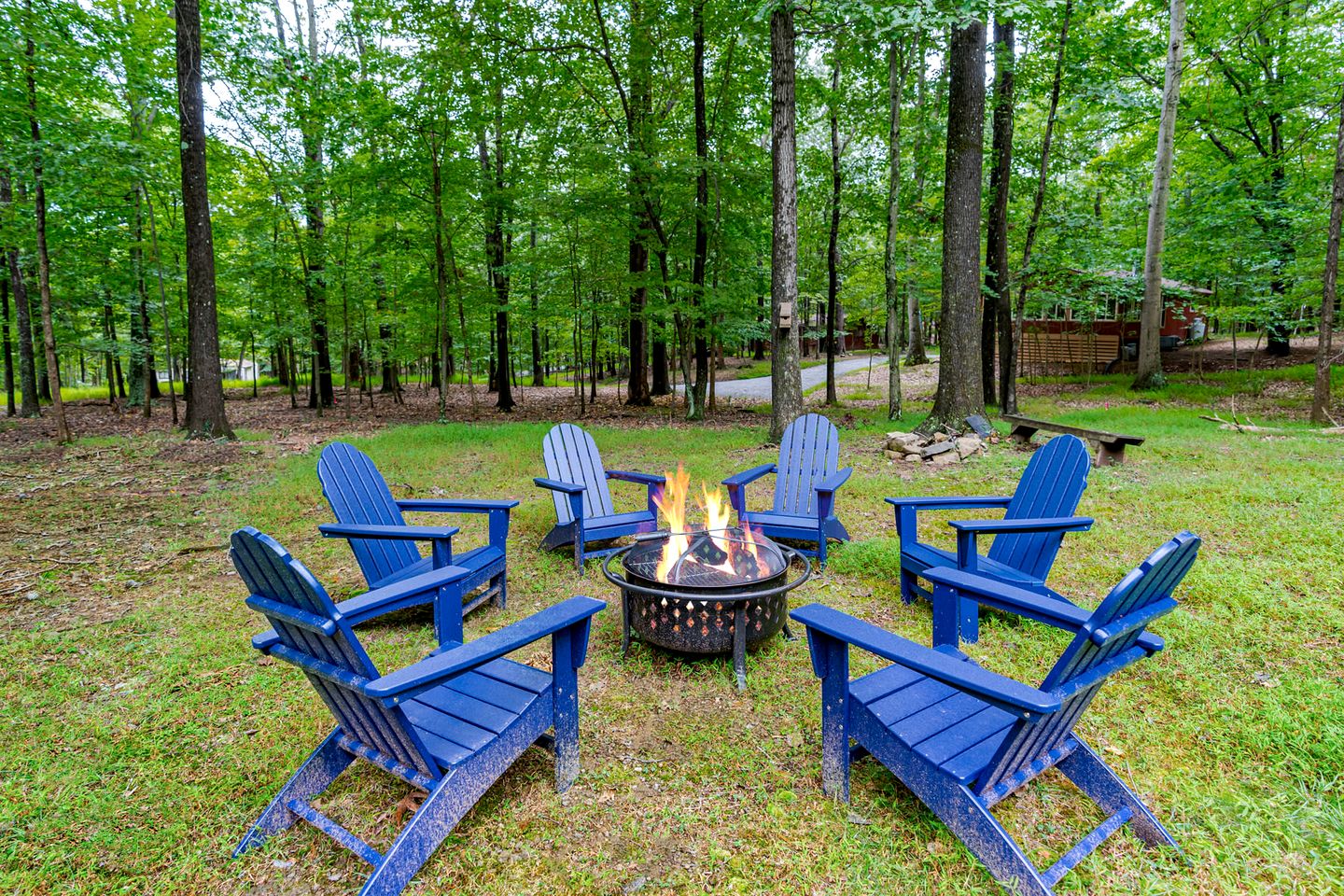 Cozy Rental near Berkeley Springs with Lake Access and Hot Tub